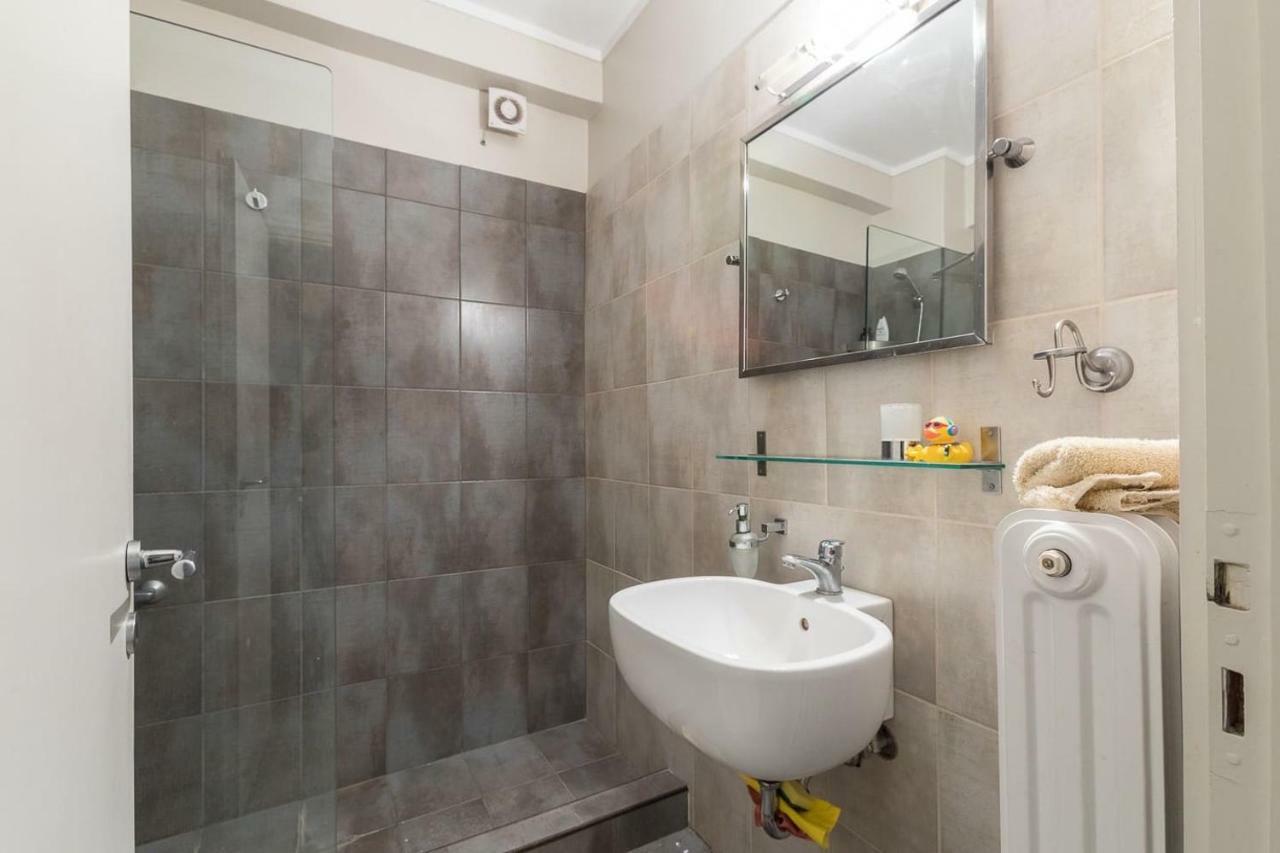 Spacious & Modern Flat In Heart Of Athens Atenas Exterior foto